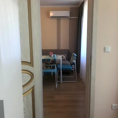 Апартаменты Pri Stoyko Поморие